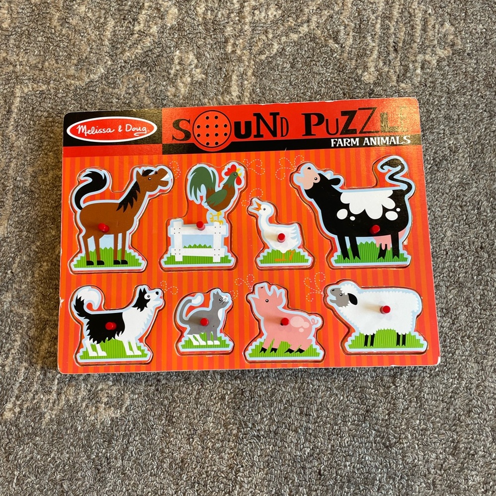 Melissa & Doug Farm Animals Sound Puzzle - Red and White